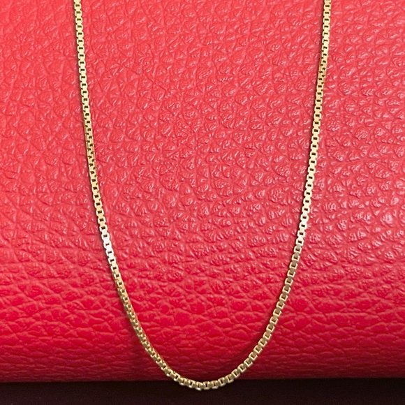 Solid 14K Gold Box Chain Necklace, 3.04 gr. /1 mm, / 18 inch. - Picture 15 of 17